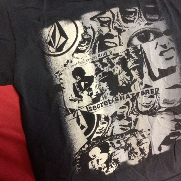 VOLCOM skateboarding tshirt - Picture 2 of 4